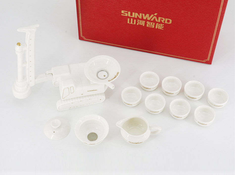 Ciseaux d'excavatrice à bras droit, excavation rotative, service à thé créatif en porcelaine blanche et céramique